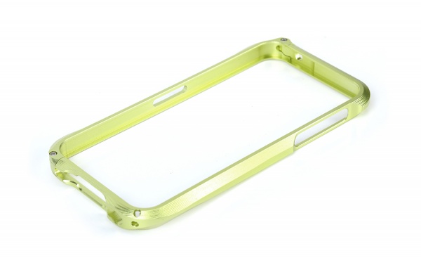 Алюминиевый бампер для iPhone 5 и iPhone 5s Cleave желтый